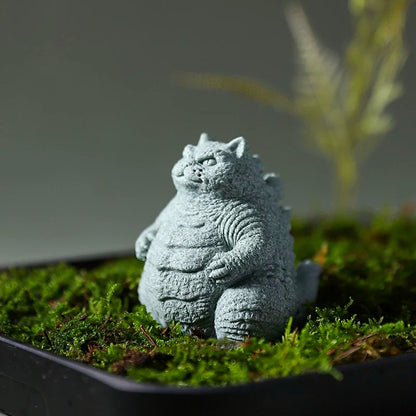 Mini Godzilla Cat Zen Ornament/猫斯拉 ミニオブジェ 置物