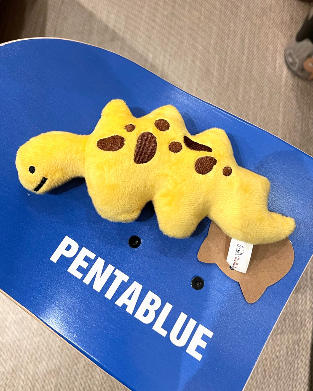 Dino Bite Plush Toy/カラフル恐竜ぬいぐるみトイ