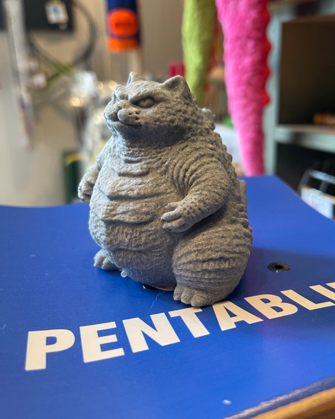 Mini Godzilla Cat Zen Ornament/猫斯拉 ミニオブジェ 置物