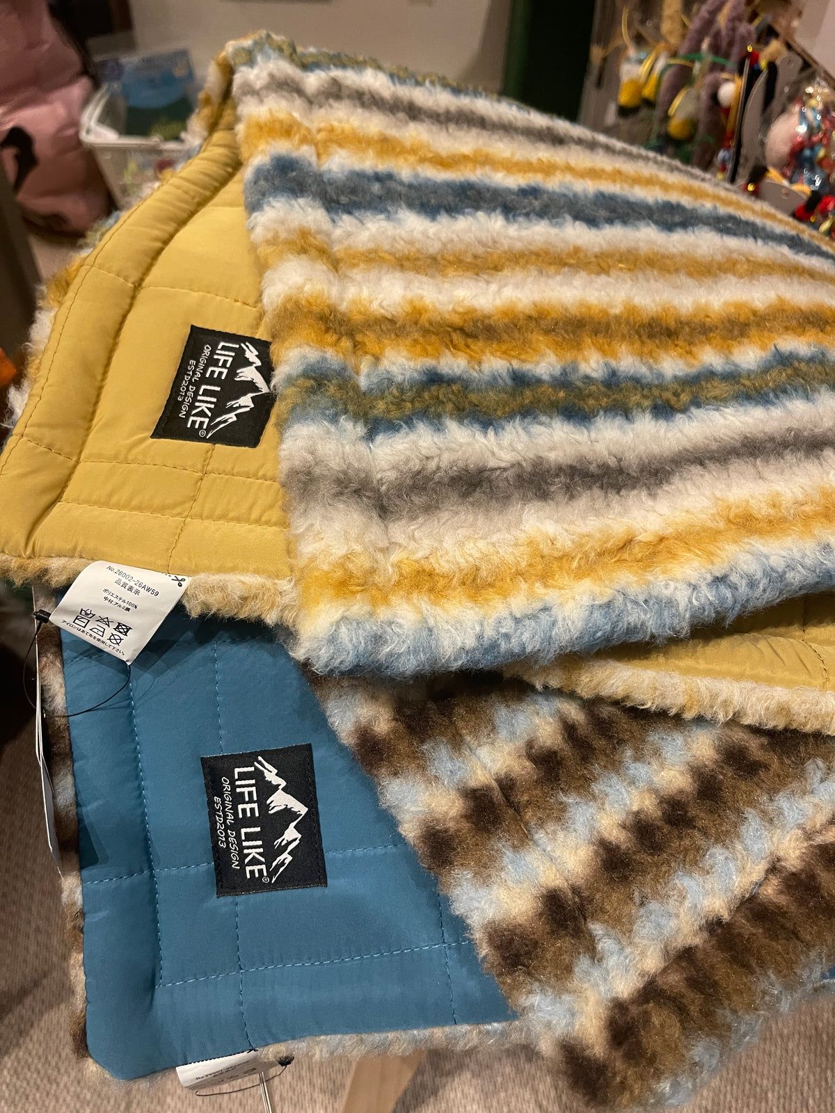 LIFELIKE Quilting Reversible Mat / LIFELIKE キルティングリバーシブルマット