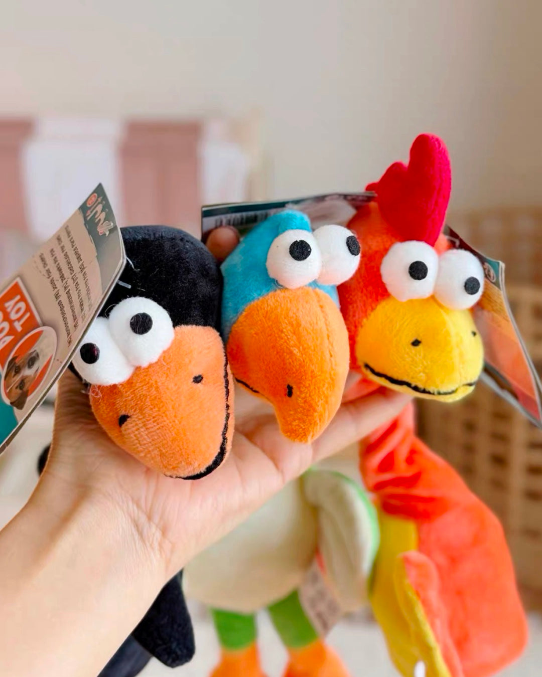 Twist & Squeak Long-Neck Bird Toy / ロングネック バードトイ